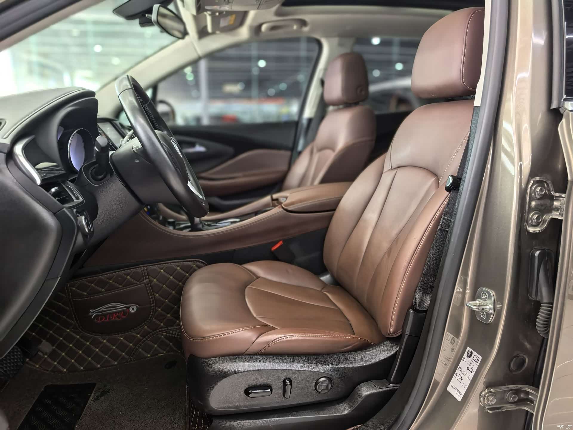 Buick Envision Plus, 2019 12