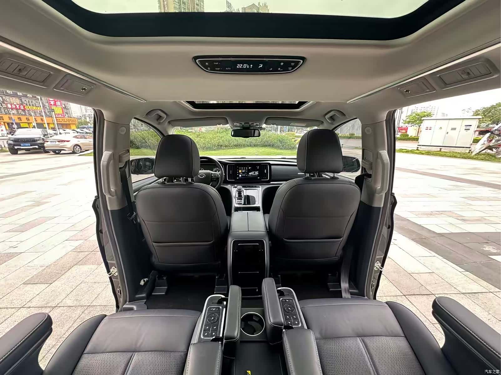 Trumpchi M8, 2022 26