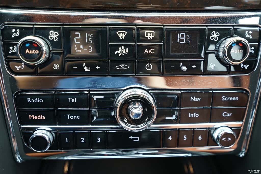 Bentley Mulsanne, 2016 10