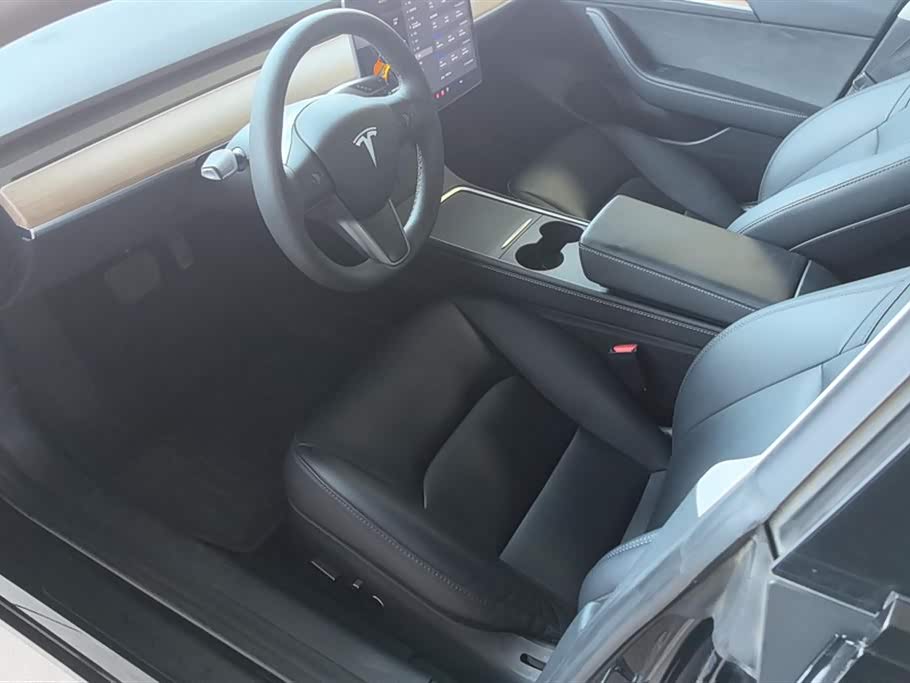 Tesla Model 3 Tesla Model 3
