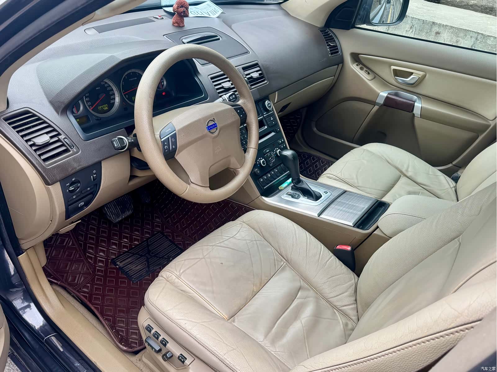 Volvo XC90, 2011 все фото