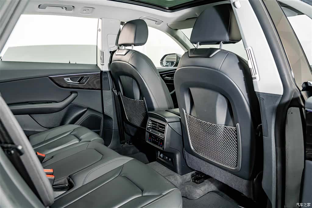 Audi Q8, 2021 22