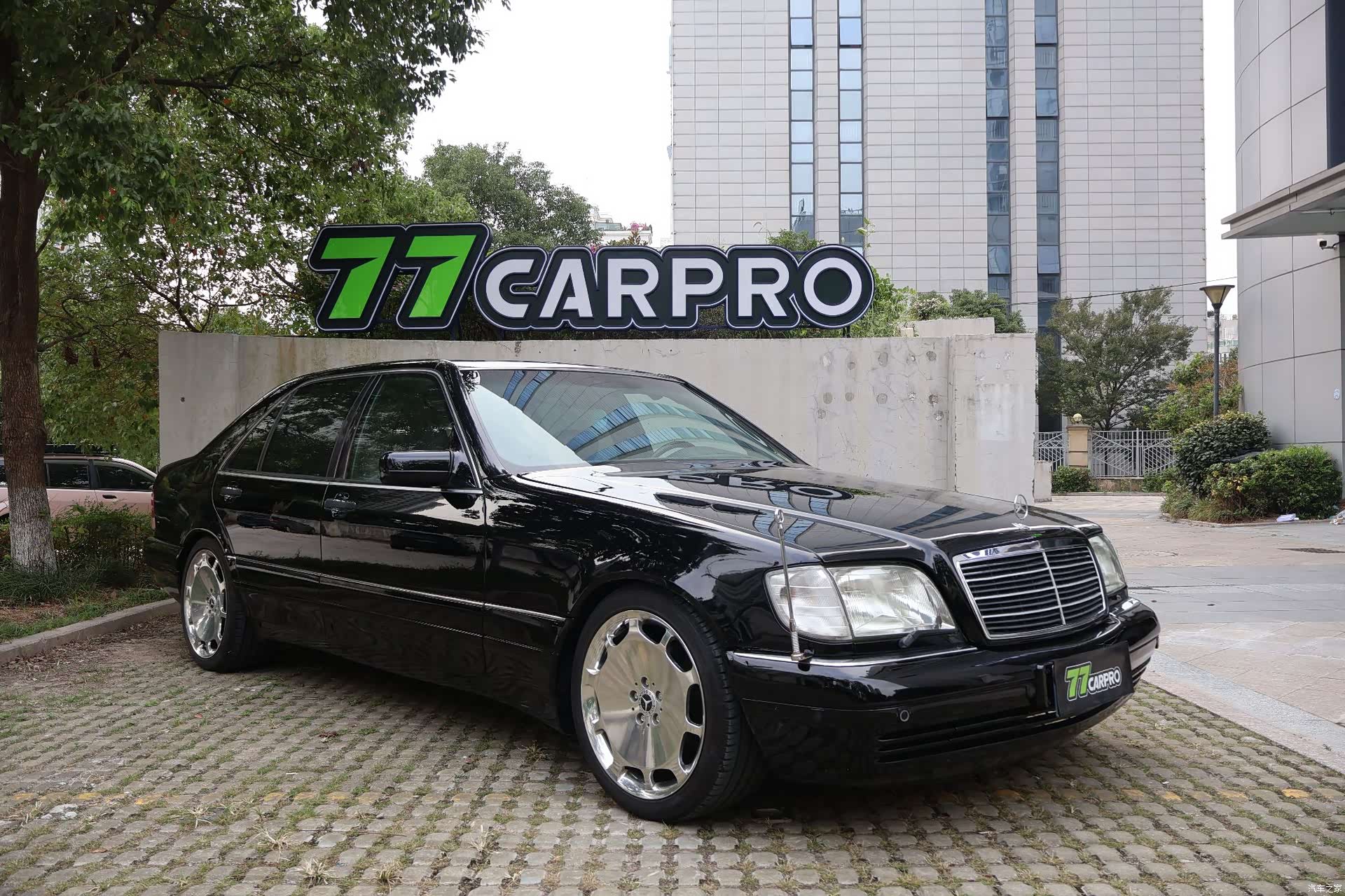 Mercedes-Benz S-Class, 2001 3