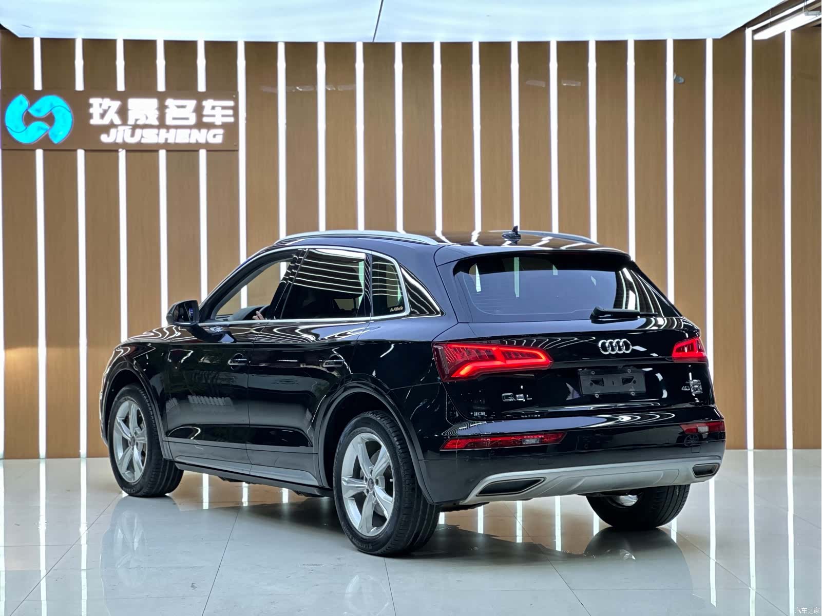 Audi Q5L, 2018 4