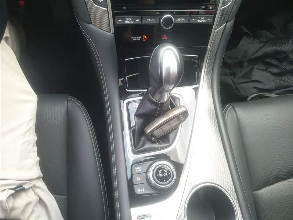 Infiniti Q50L Infiniti Q50L