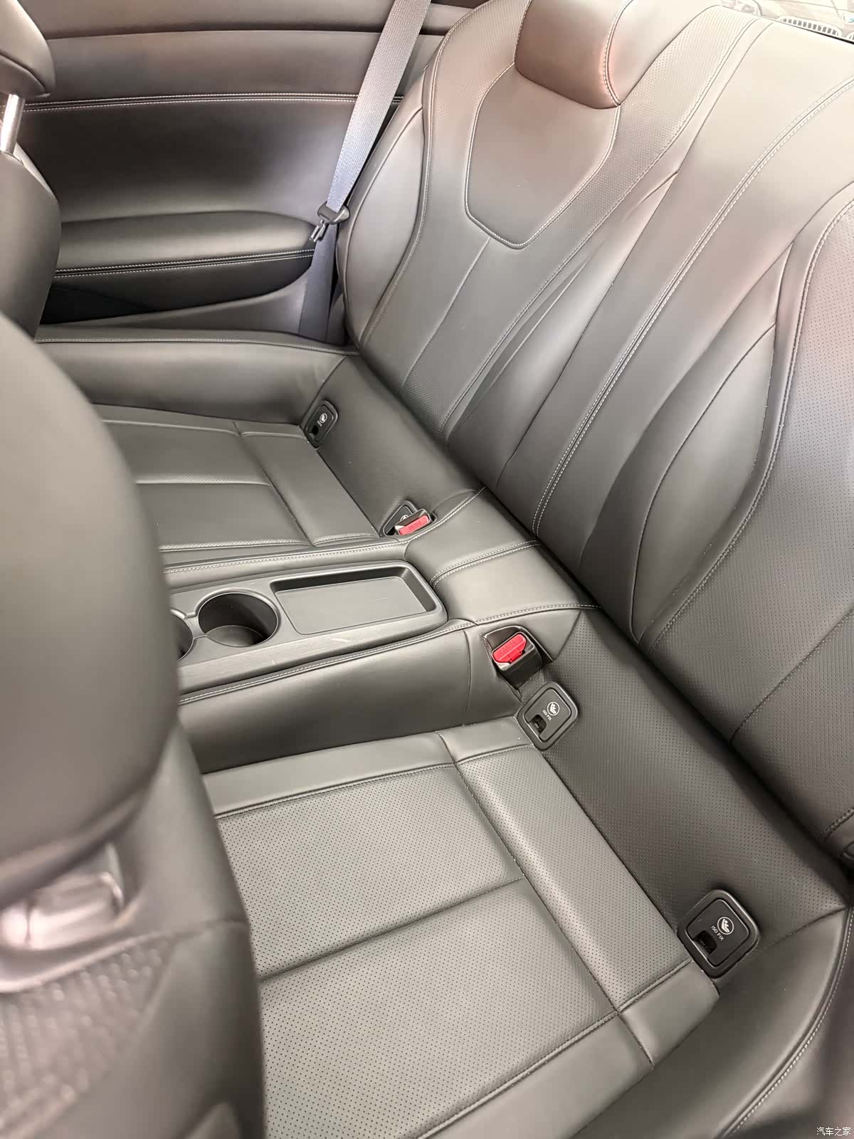 Infiniti Q60, 2020 9
