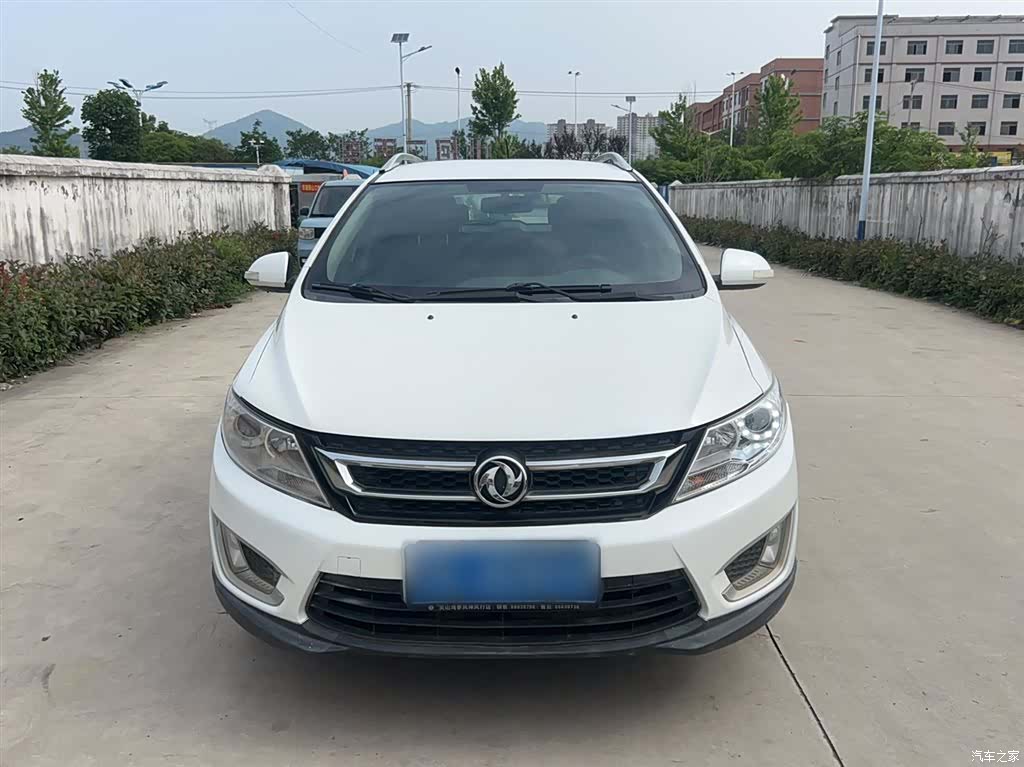 DongFeng AX3, 2016 3