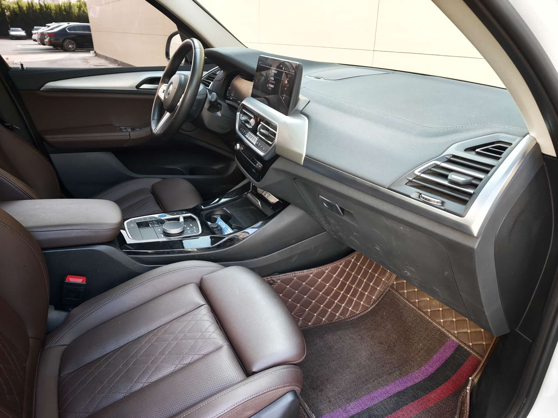 BMW iX3, 2024 17