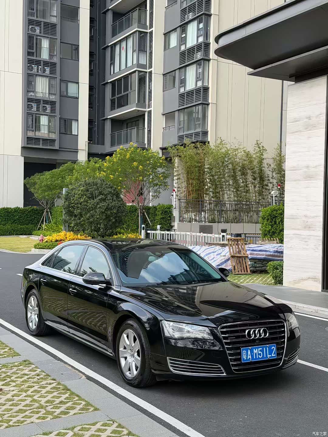 Audi A8L, 2014 3