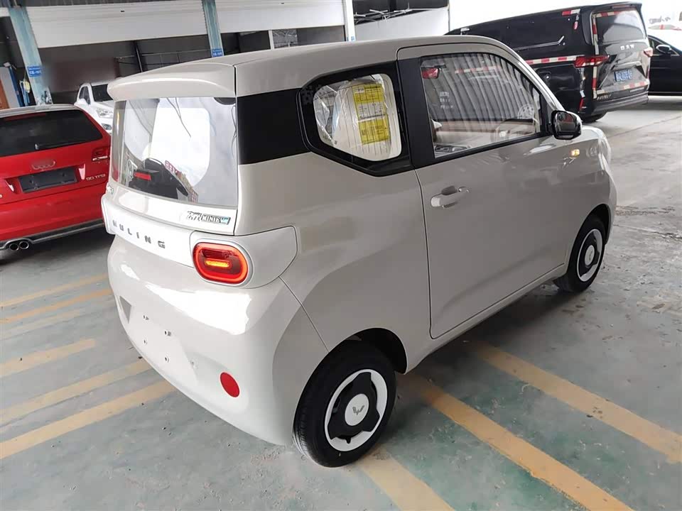 Wuling Hongguang MINIEV Wuling Hongguang MINIEV