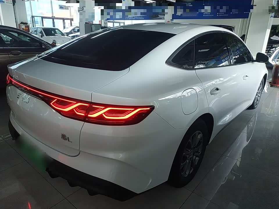 BYD Qin L BYD Qin L