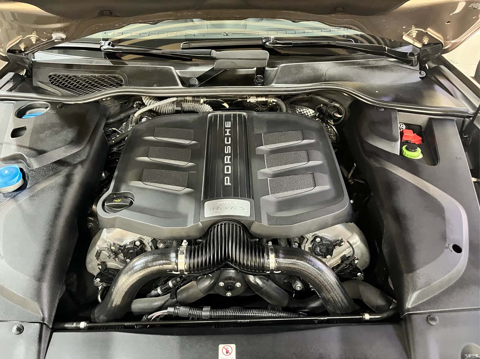 Porsche Cayenne, 2017 11