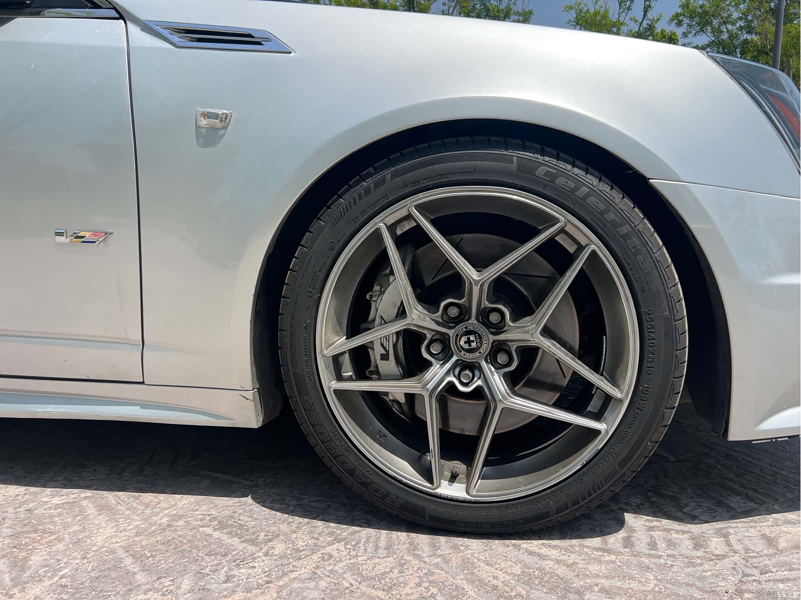 Cadillac CTS, 2011 9