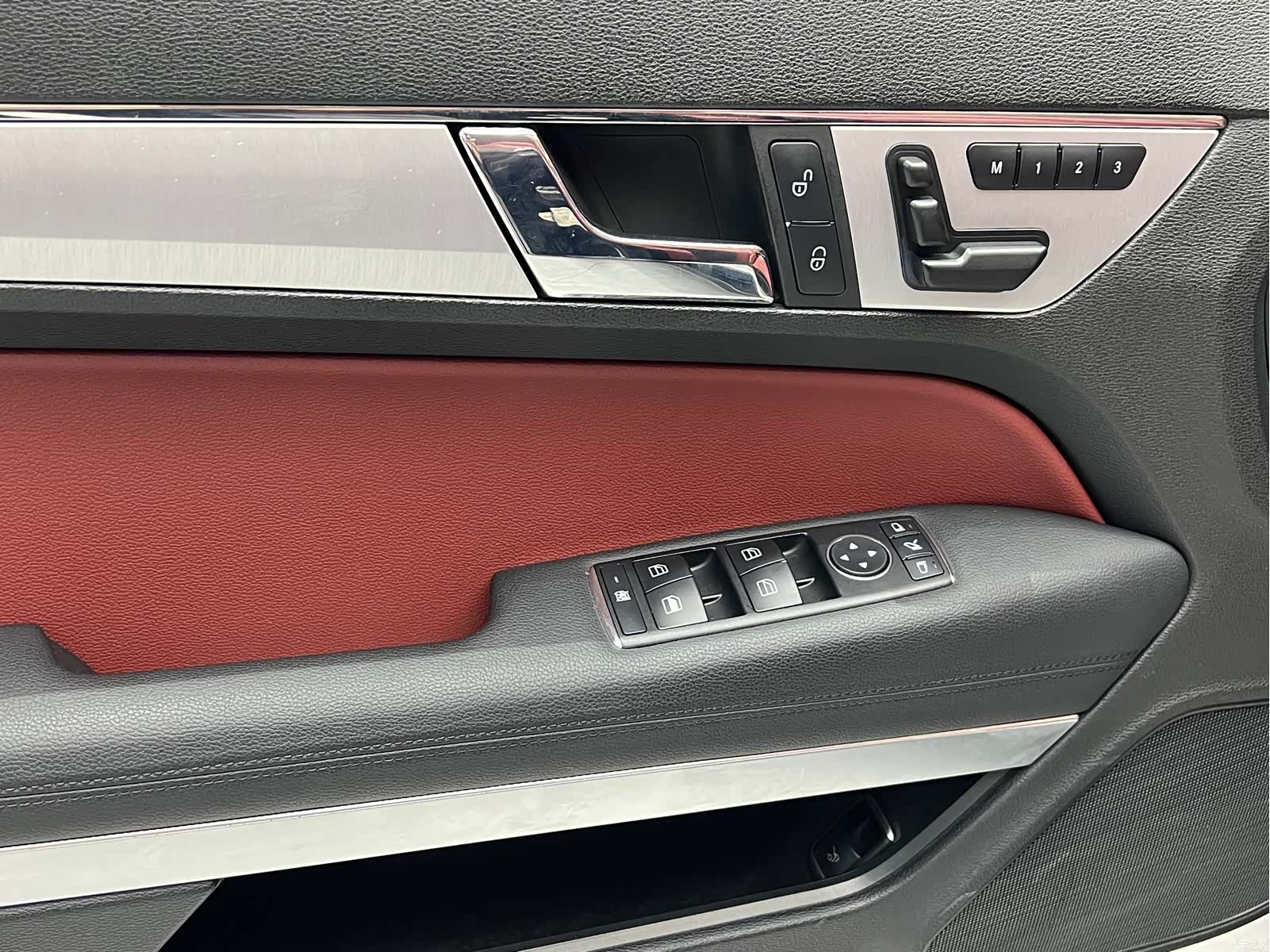 Mercedes-Benz E-Class, 2014 28