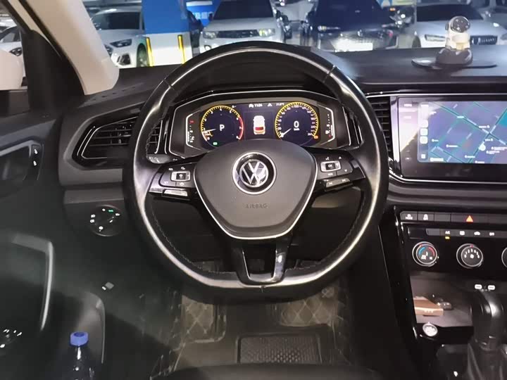 Volkswagen T Roc, 2022 года фото 7