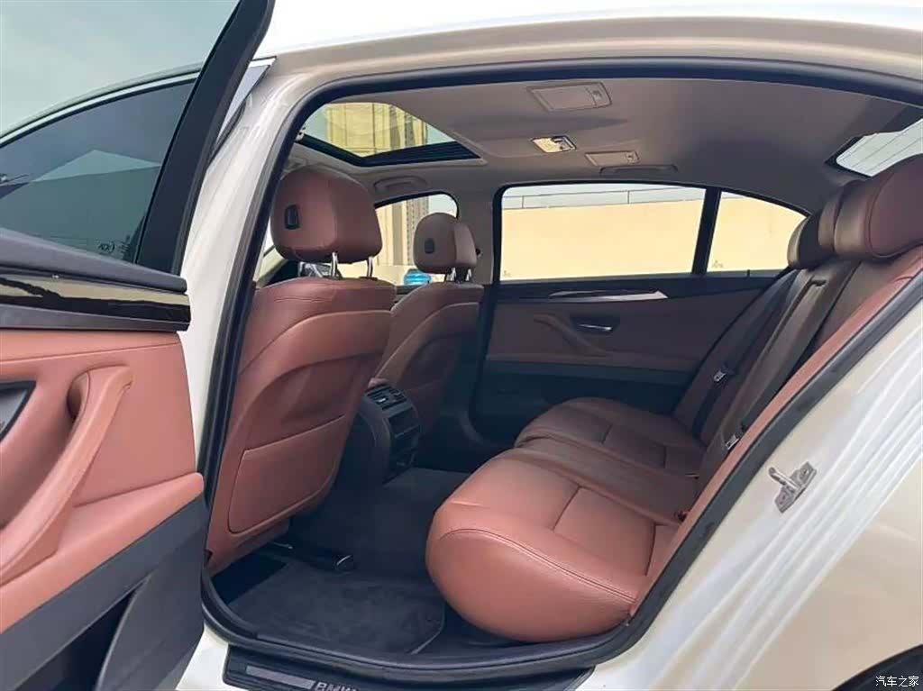 BMW 5 Series, 2016 4