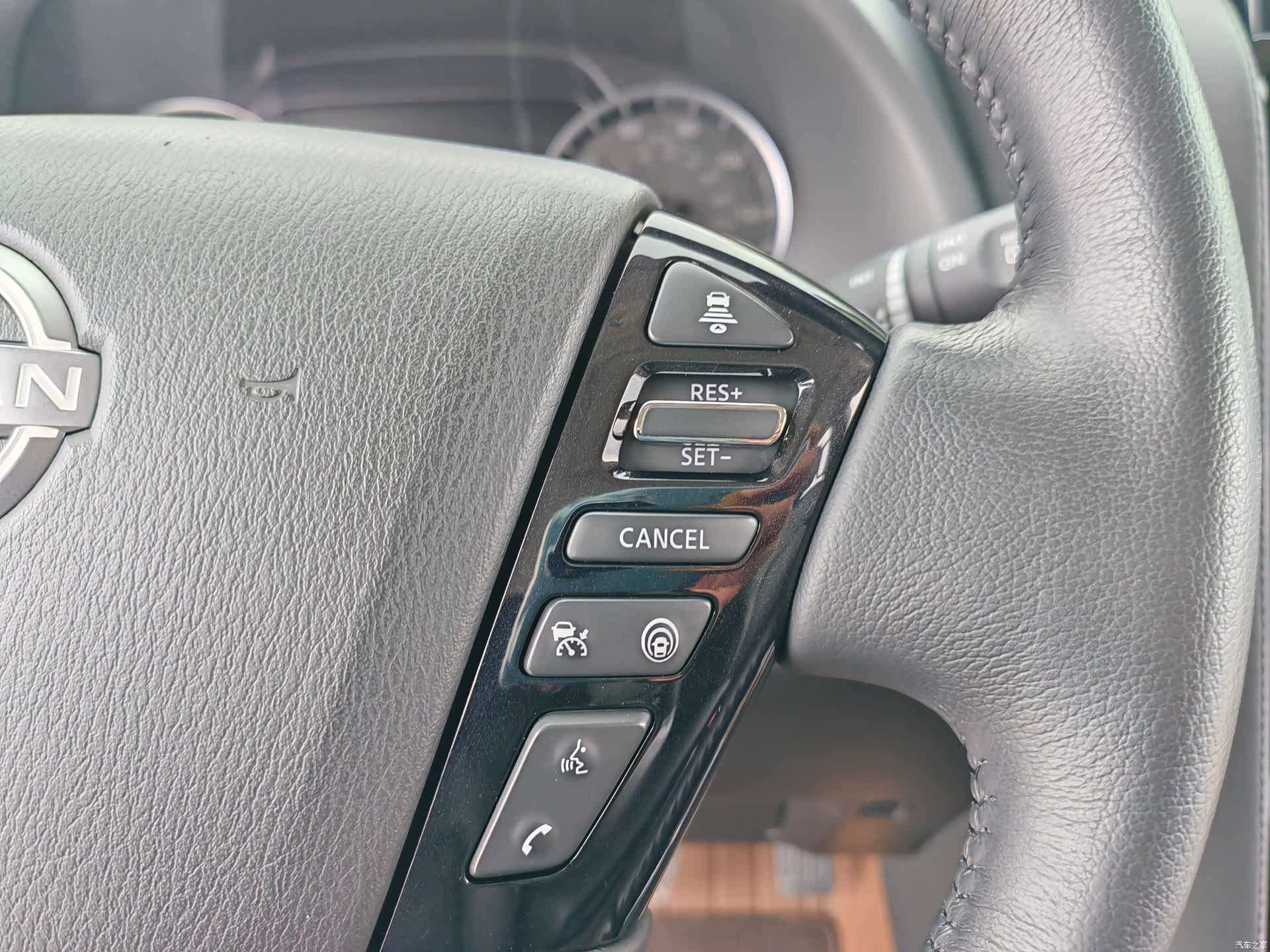 Nissan Patrol, 2023 23
