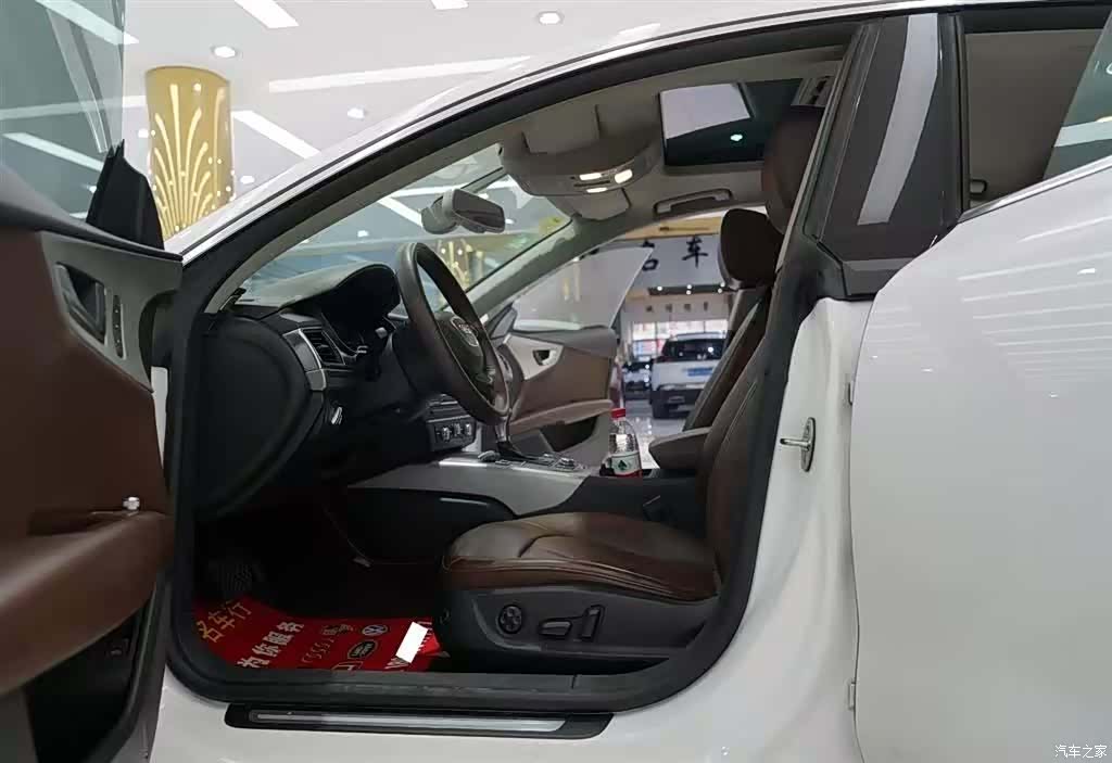 Audi A7, 2012 4