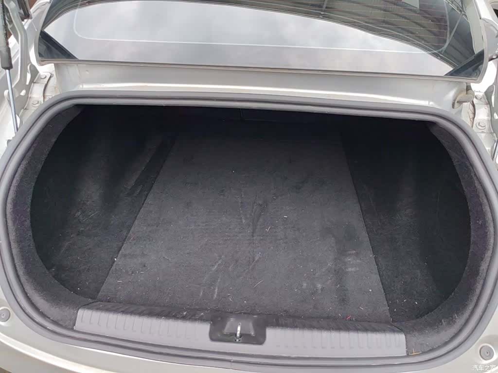 Xpeng P7, 2020 19