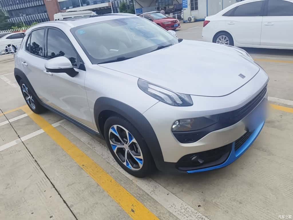Lynk & Co 01, 2020 4