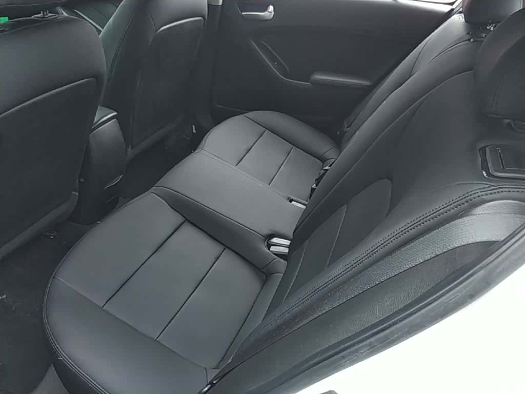 Kia K3, 2015 17