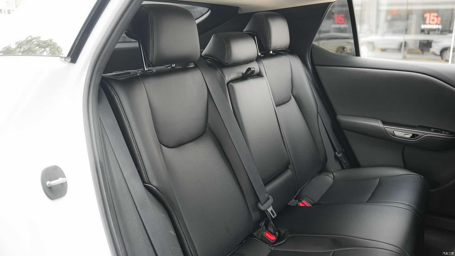 Lexus RZ, 2023 15