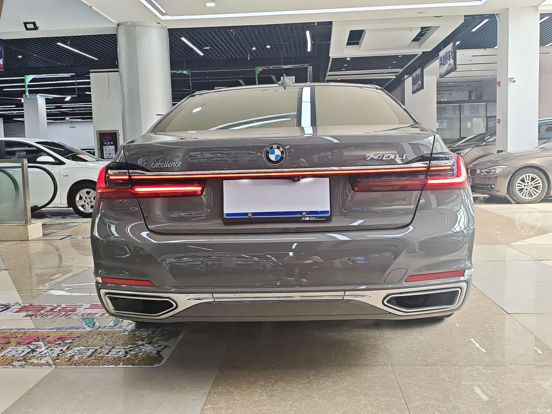 BMW 7 Series, 2019 все фото