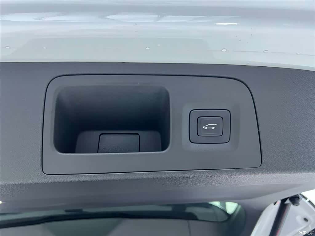 Buick Century, 2024 27