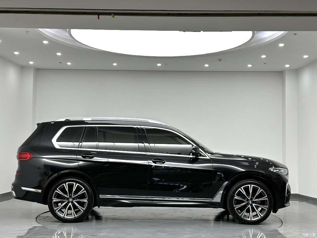 BMW X7, 2021 4