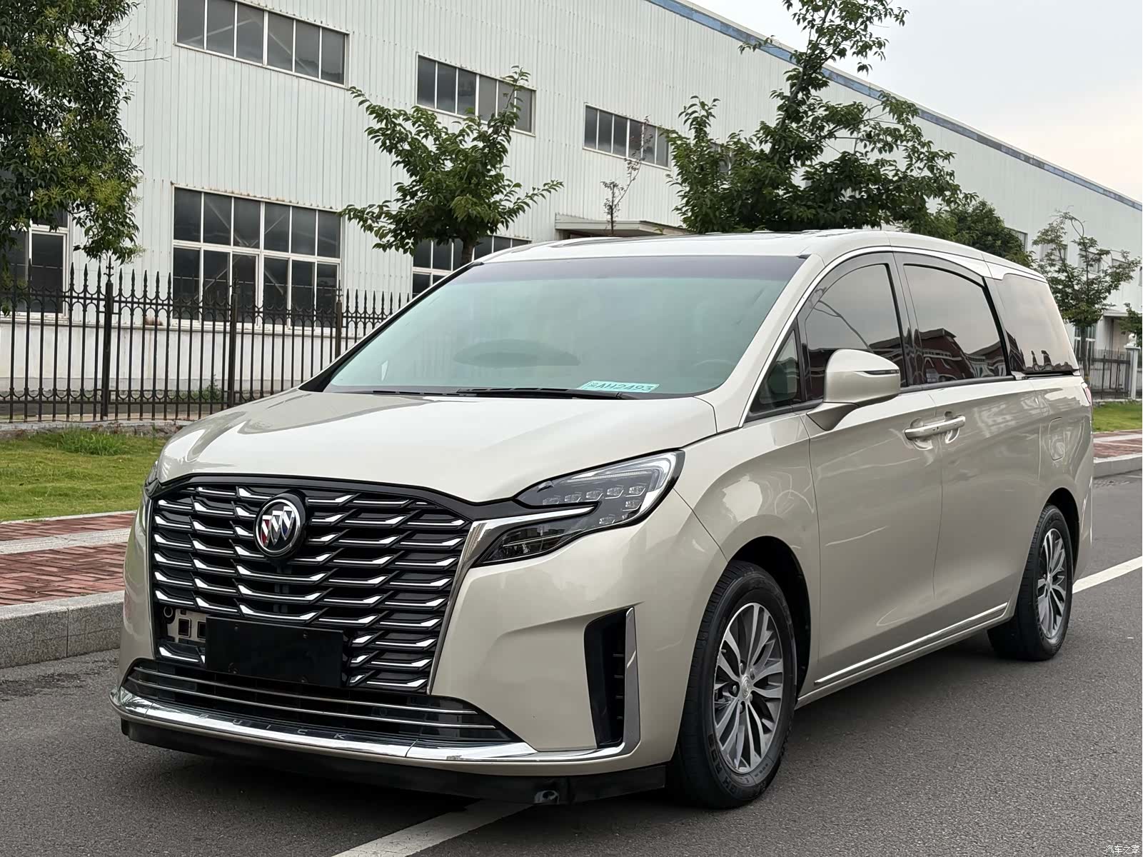 Buick GL8, 2023 2