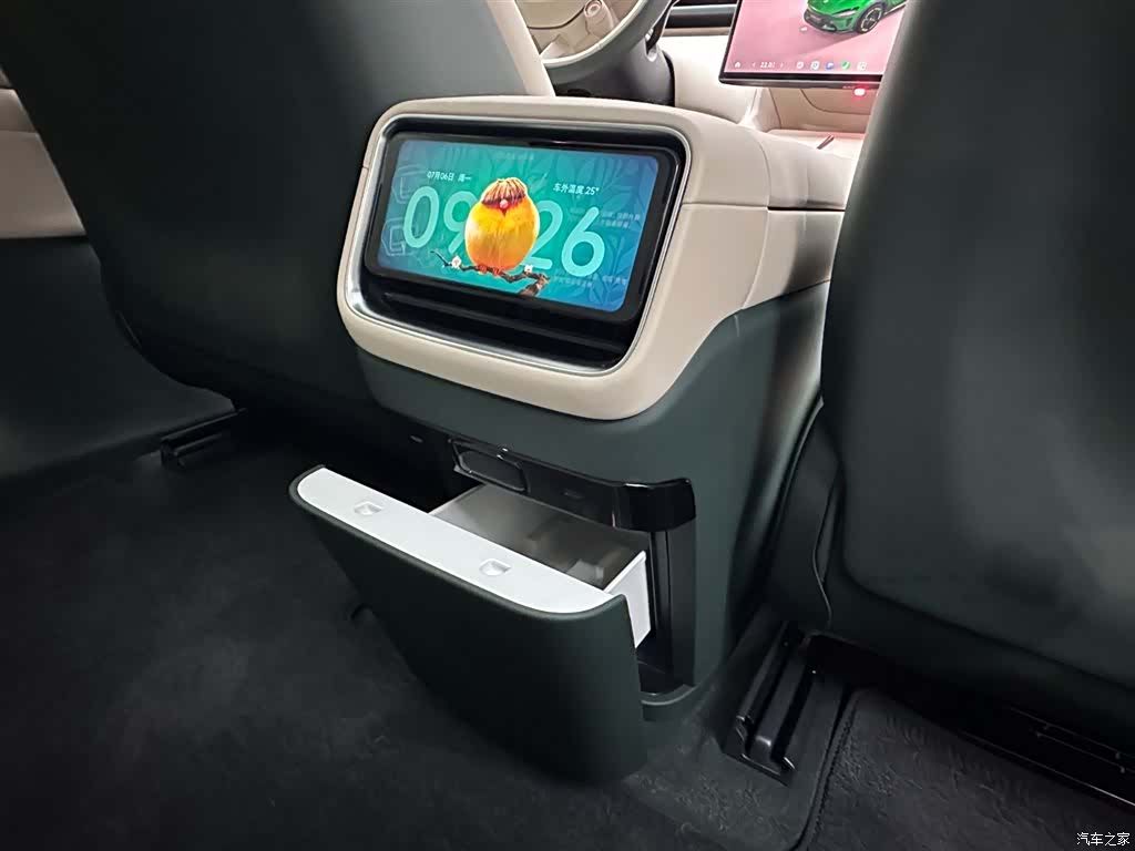 Xiaomi YU7, 2025 24