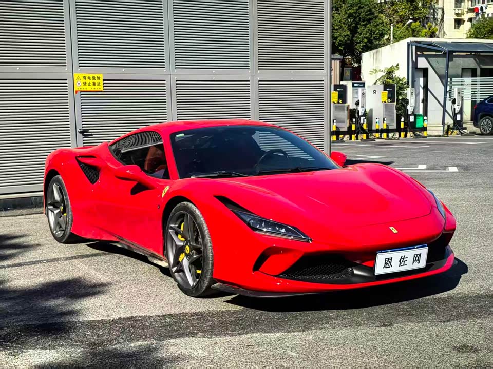 Ferrari F8