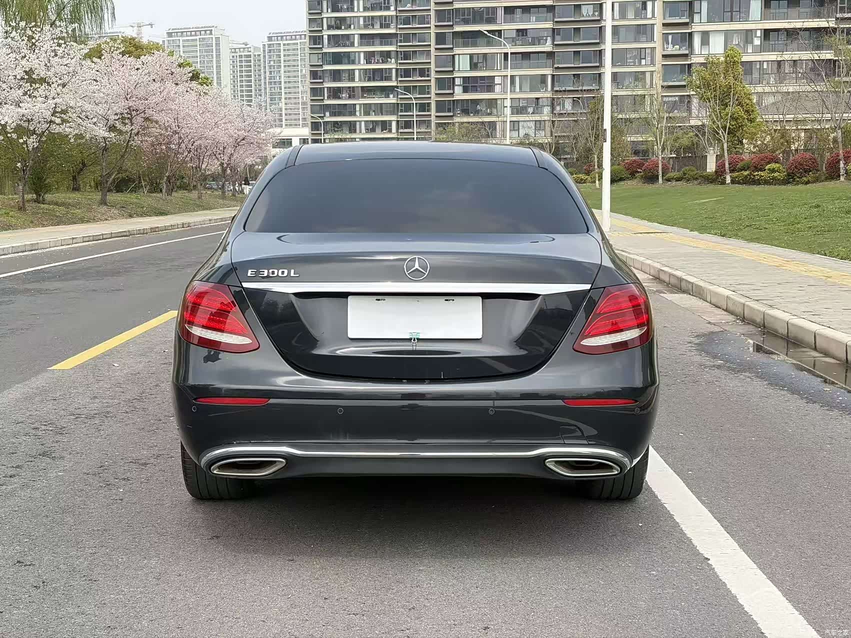 Mercedes-Benz E-Class, 2019 4