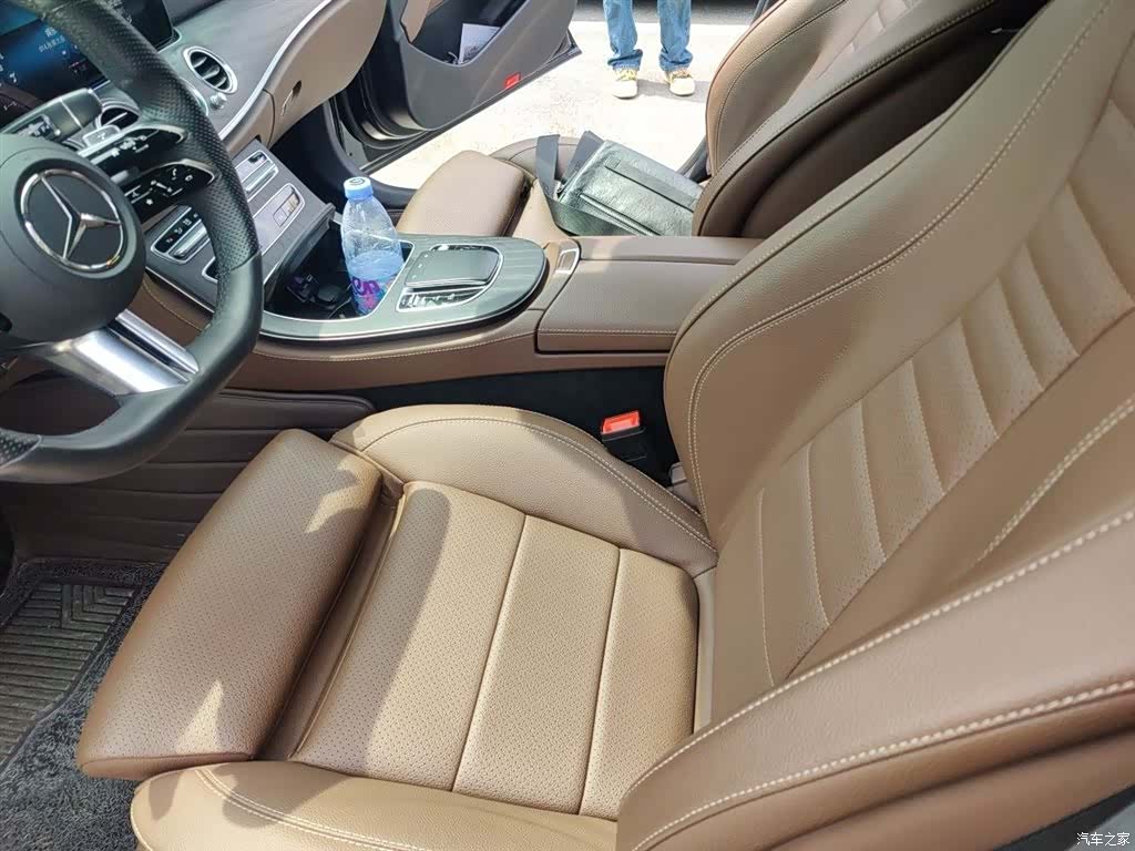 Mercedes-Benz E-Class, 2022 16