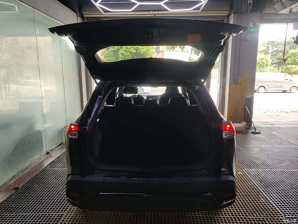 Toyota Frontlander, 2024 19