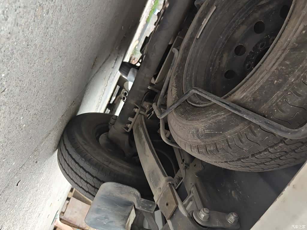 Maxus V80, 2022 16
