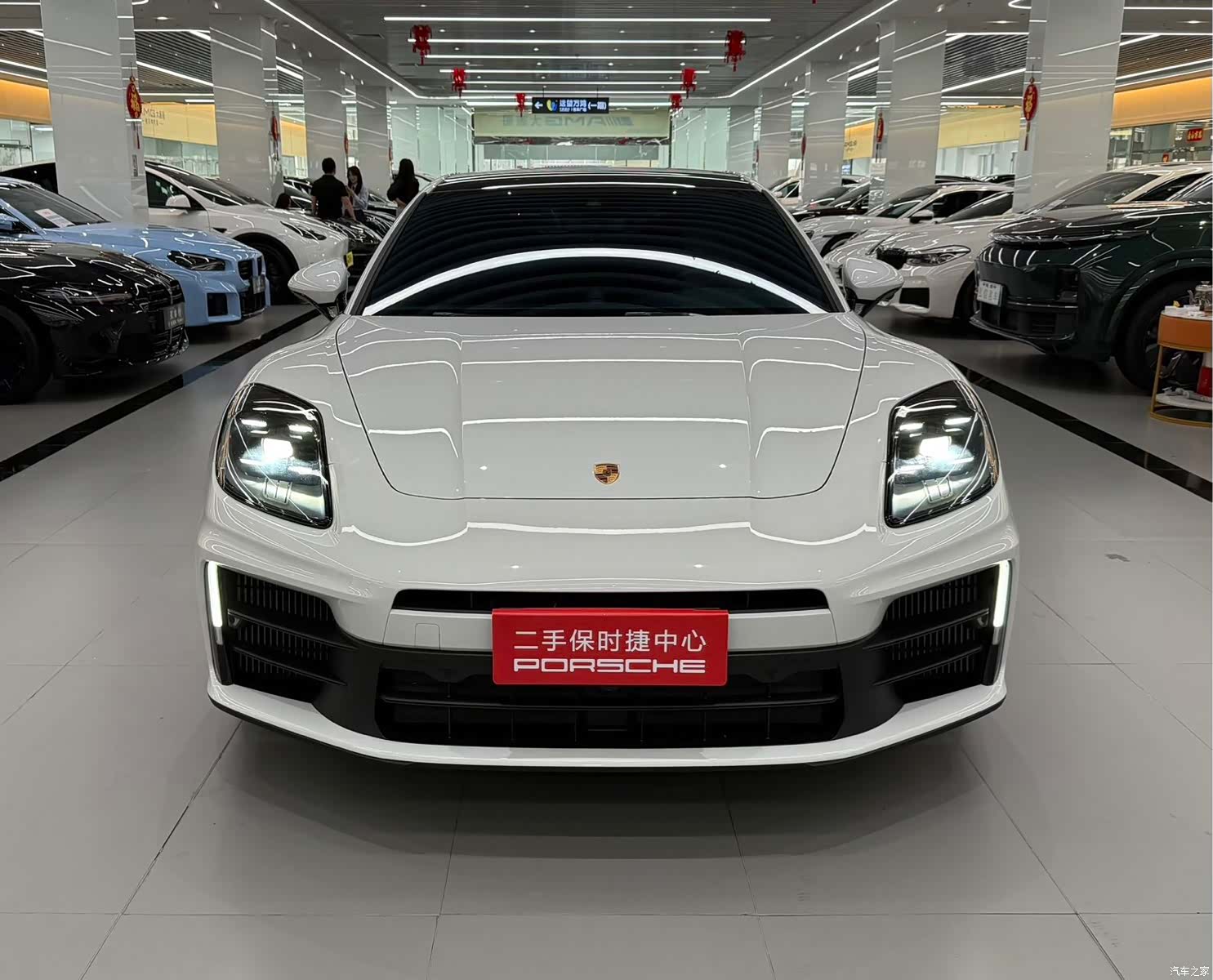 Porsche Panamera, 2026 2