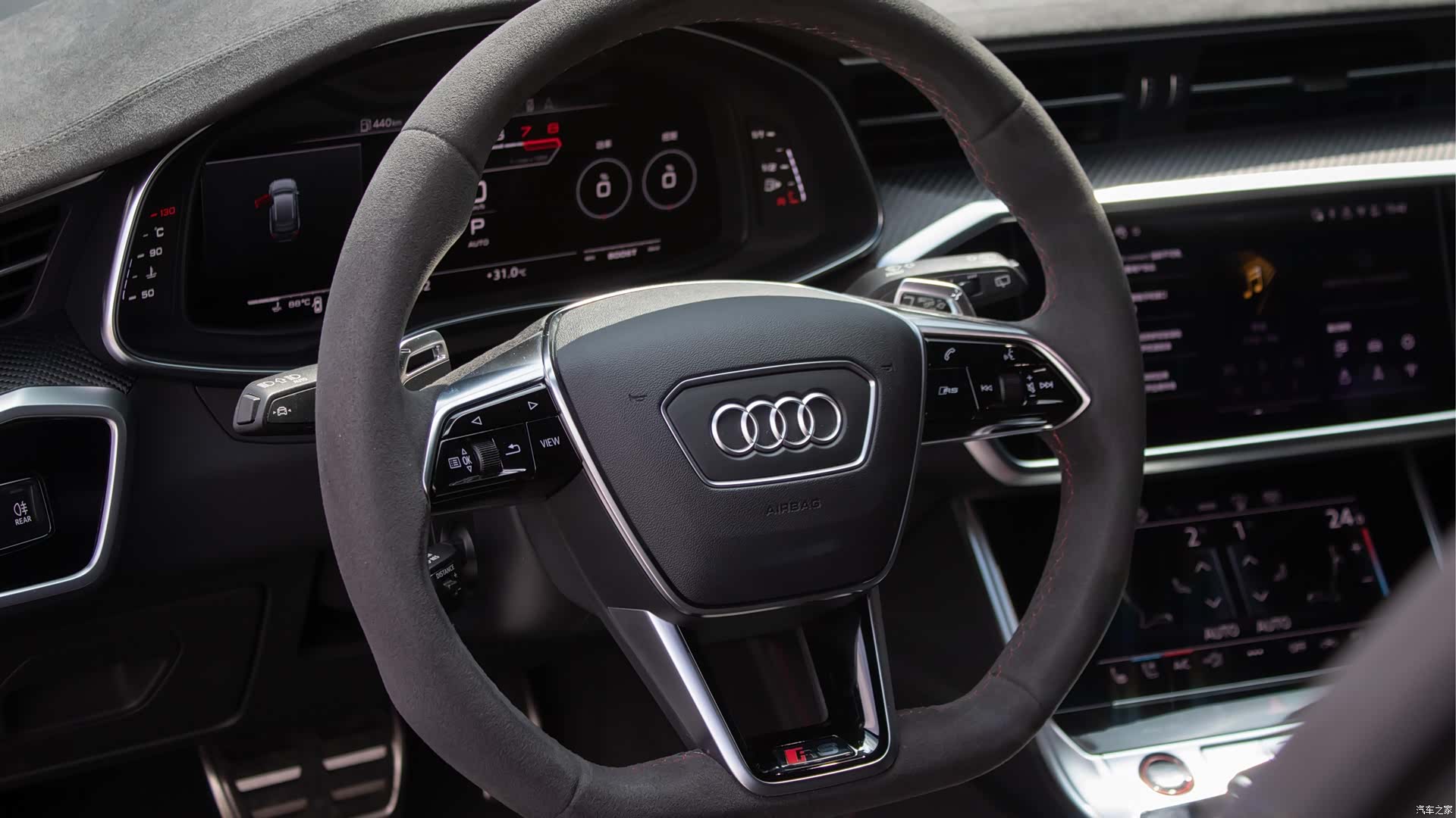 Audi RS, 2025 9