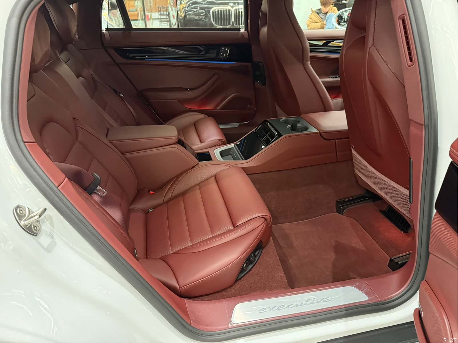 Porsche Panamera, 2026 9