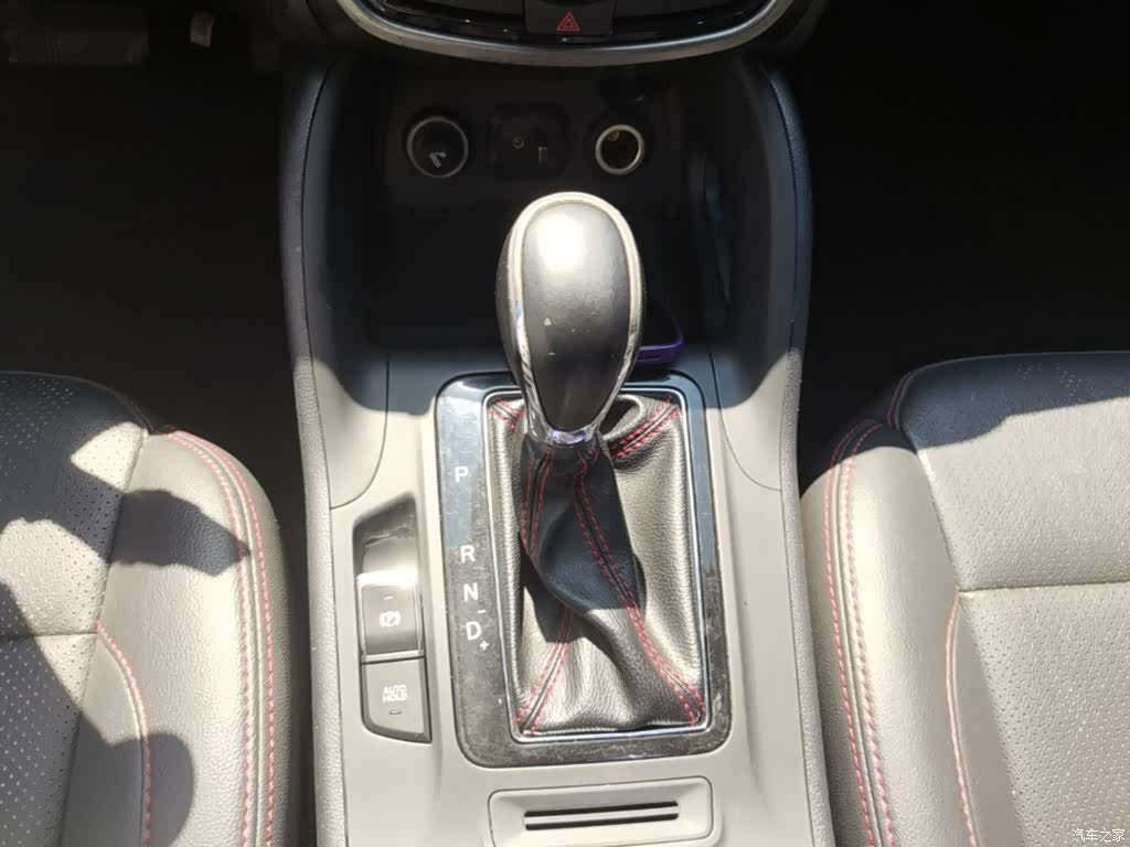 Changan CS75, 2017 14