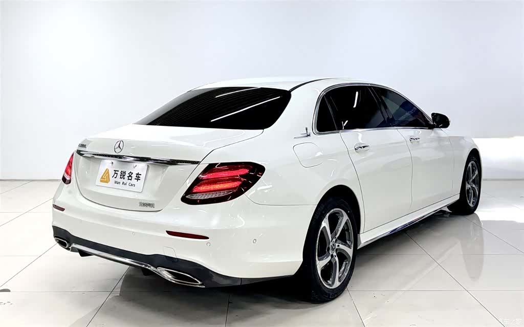 Mercedes-Benz E-Class, 2017 3