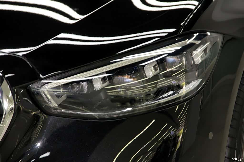 Maybach S-Class, 2024 32