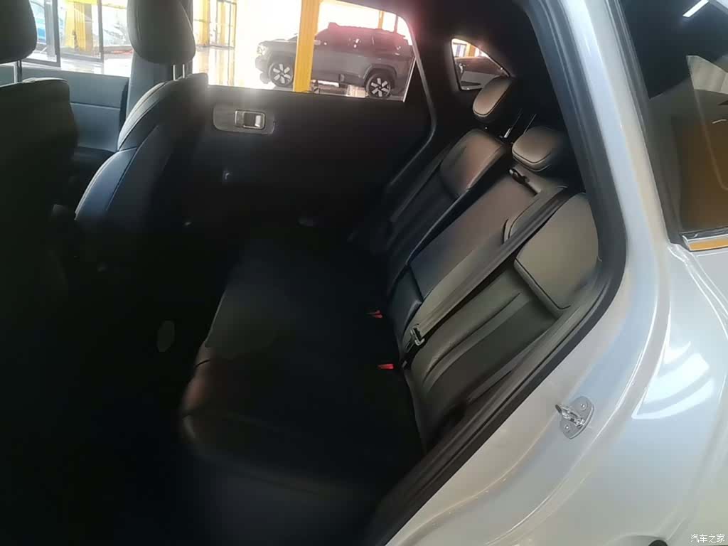 Wuling Starlight, 2024 17