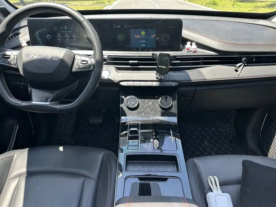 Exeed Chasing the wind C-DM