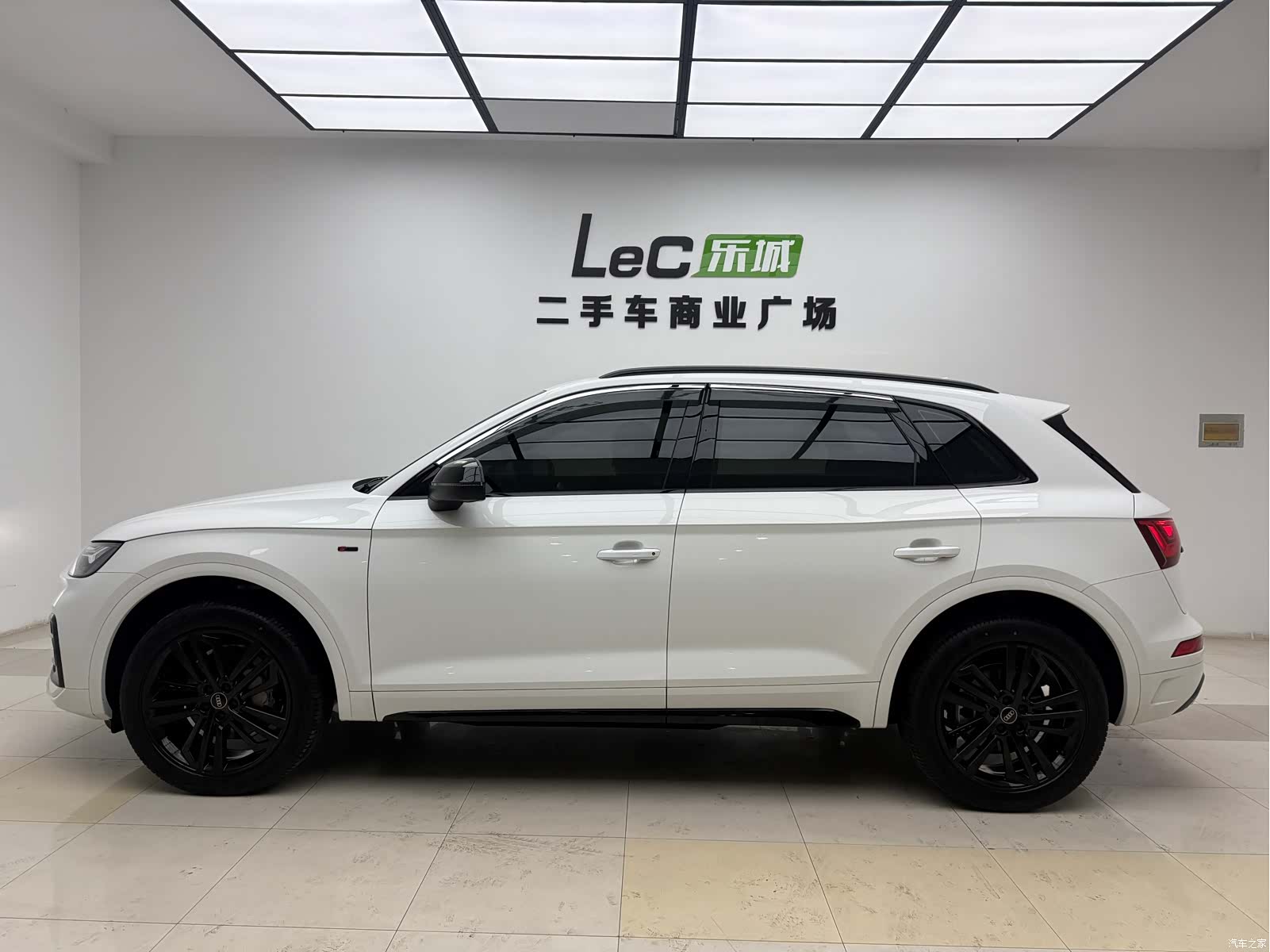 Audi Q5L, 2023 4