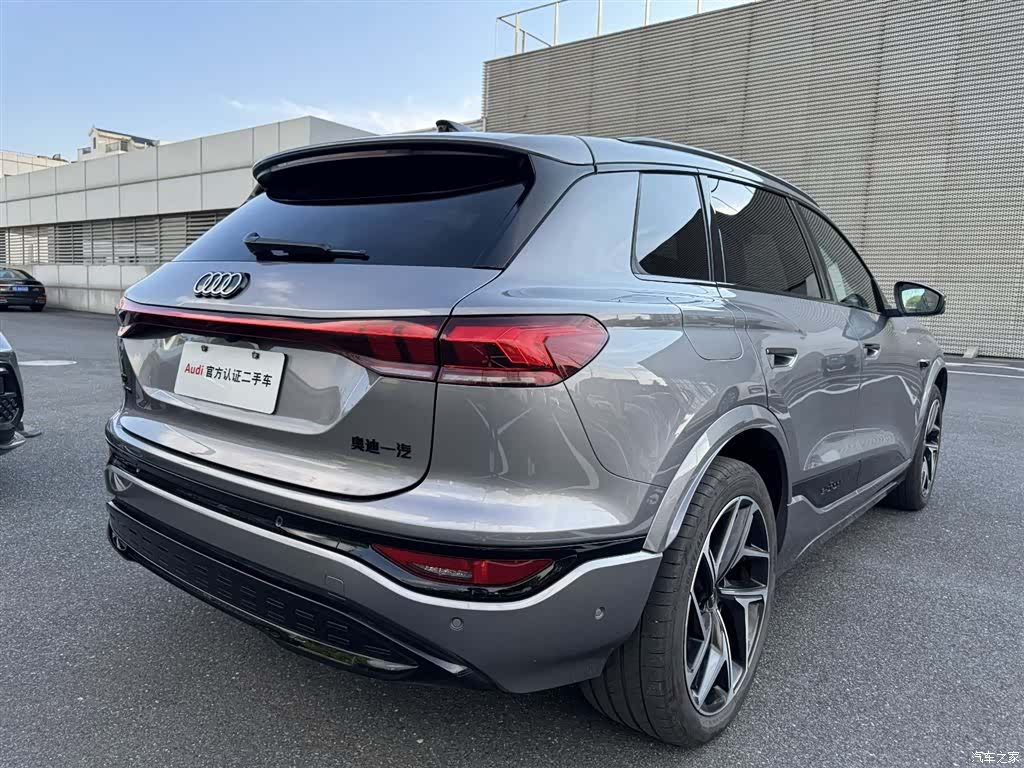 Audi e-tron, 2025 11