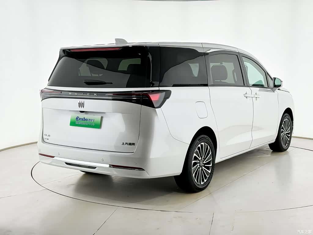 Buick GL8, 2025 3