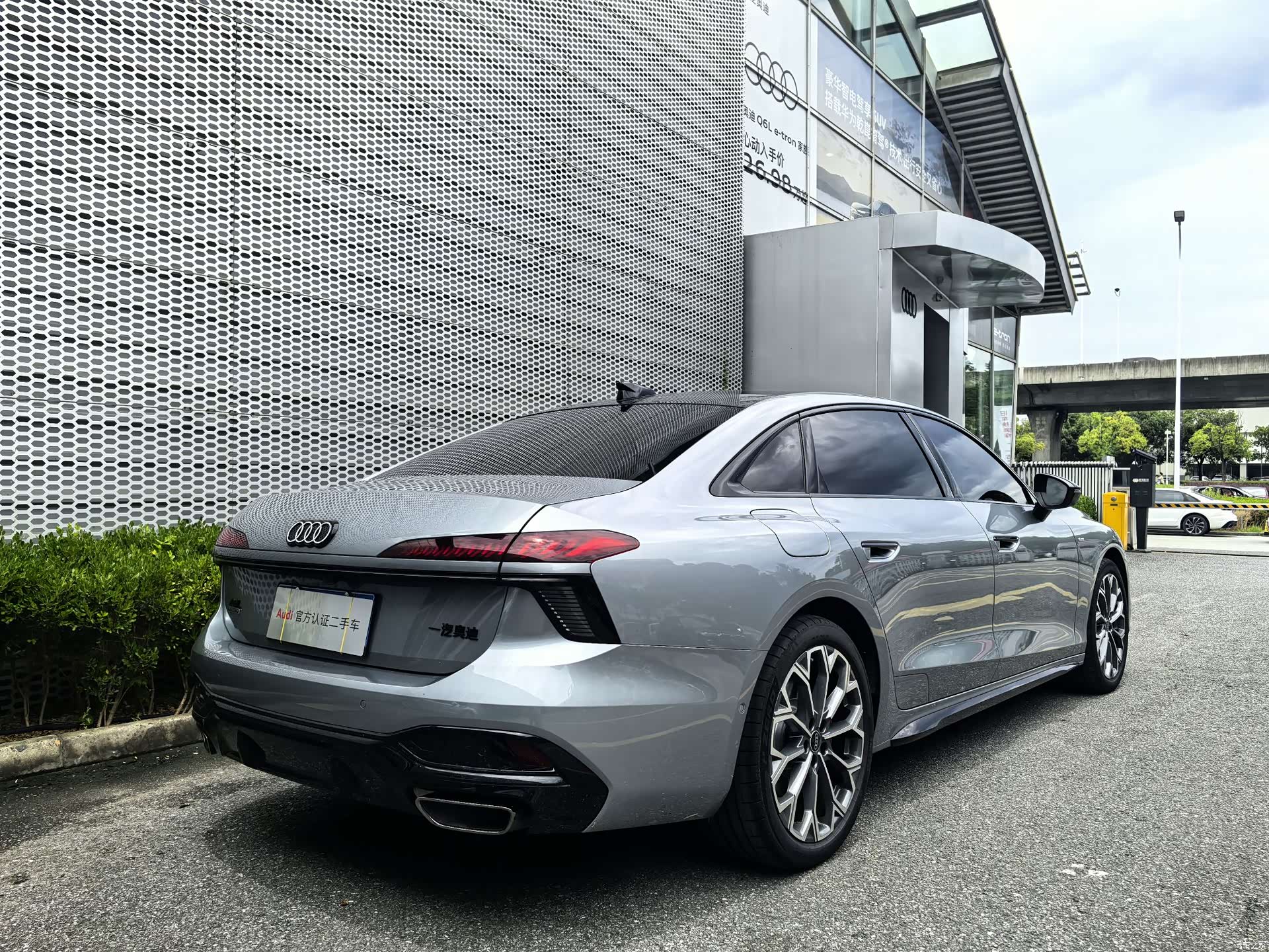 Audi A6L, 2026 все фото