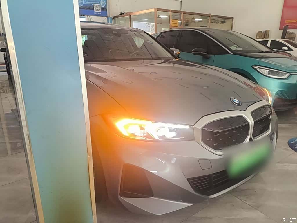 BMW i3, 2023 4