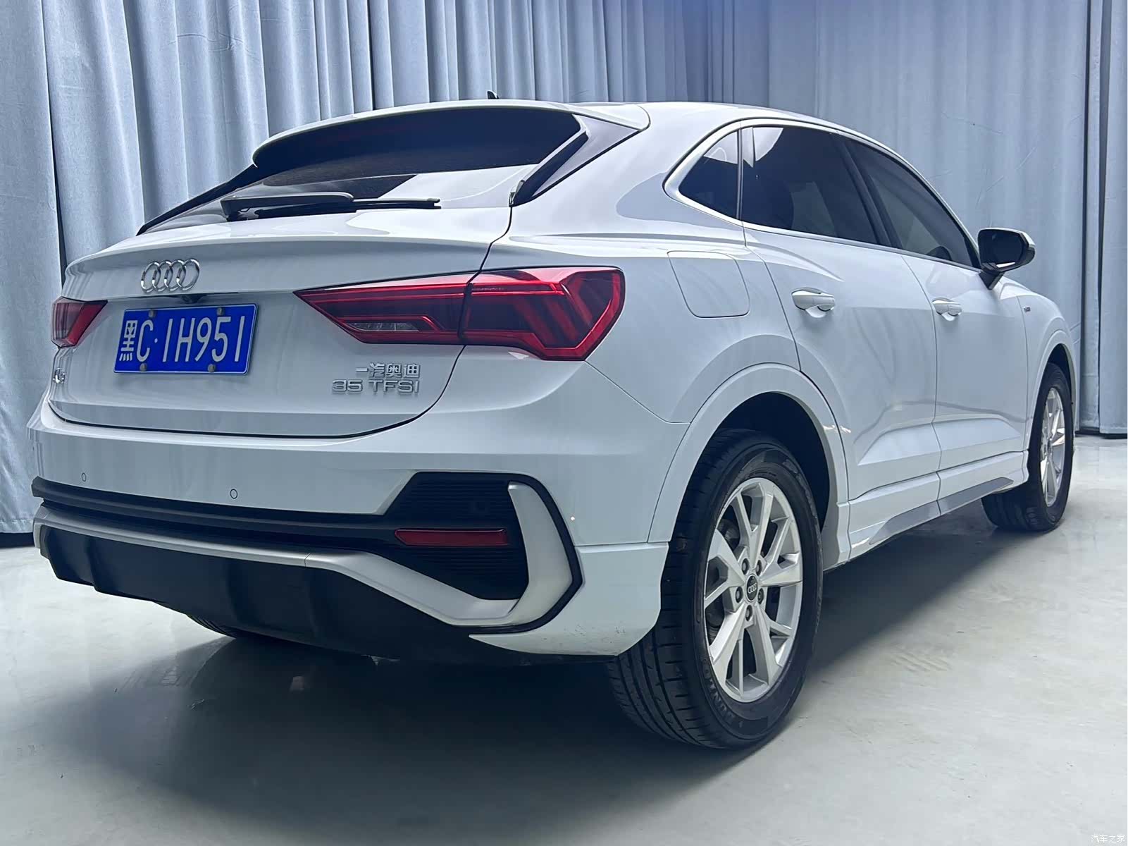 Audi Q3, 2022 18